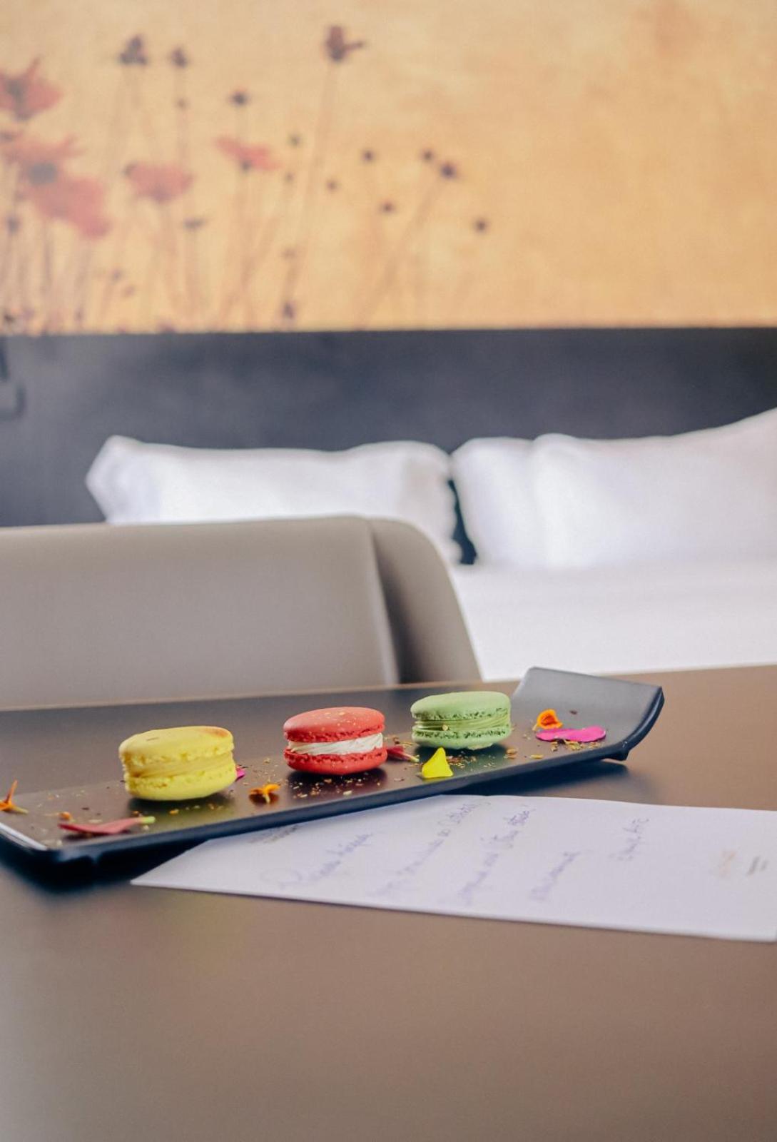 Art Hotel Transamerica Collection Porto Alegre Extérieur photo Macarons